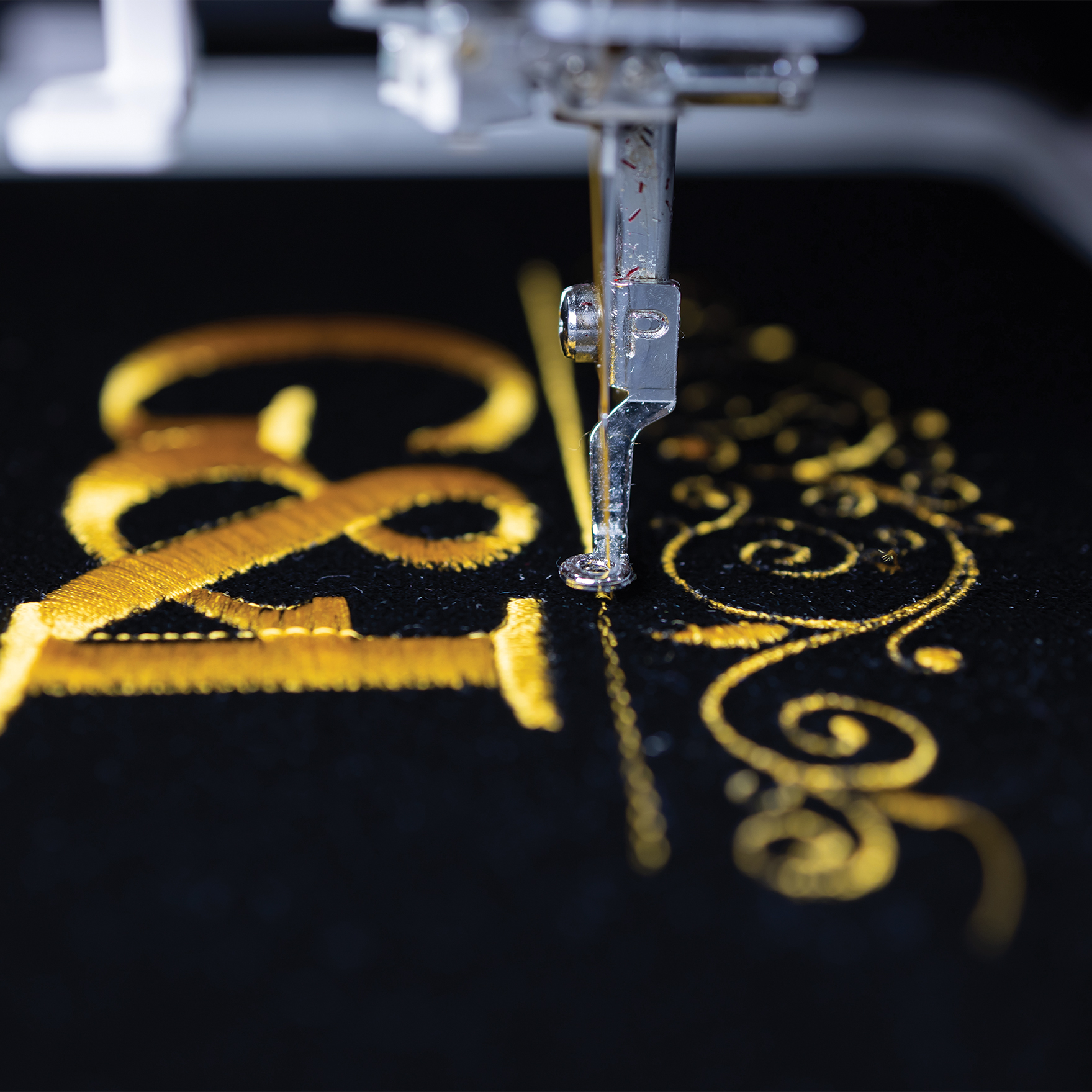<b>Embroidery</b>
